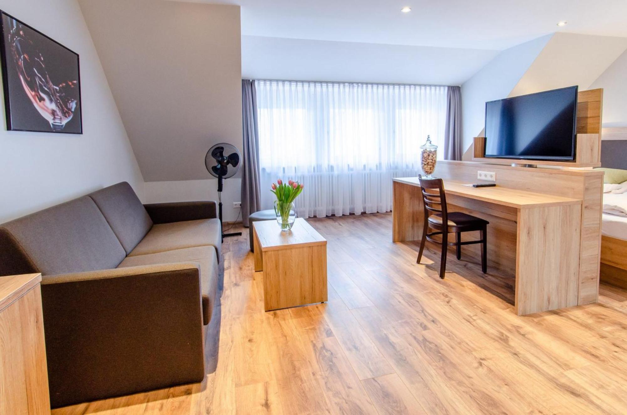 Appartements 'In Vino Veritas' Хаслах-им-Кинцигталь Экстерьер фото
